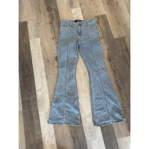 Hollister Jeans Womens 29 High Rise Flare Light Wash Soft Stretch 31 Inseam - Picture 2 of 7